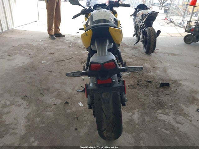 JS1EM13BXS7101208 Suzuki Gsx800 F