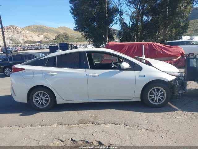 JTDKARFP8H3054722 Toyota Prius Prime Premium