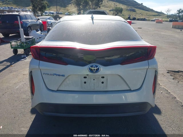 JTDKARFP8H3054722 Toyota Prius Prime Premium