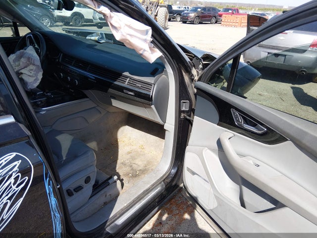 Продажа на аукционе авто 2018 Audi Q7 3.0t Premium, vin: WA1LAAF70JD007250, номер лота: 44596517