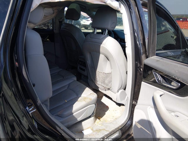 Продажа на аукционе авто 2018 Audi Q7 3.0t Premium, vin: WA1LAAF70JD007250, номер лота: 44596517