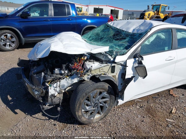 2024 Hyundai Elantra Sel მანქანა იყიდება აუქციონზე, vin: KMHLM4DG3RU815231, აუქციონის ნომერი: 44596544