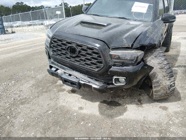 5TFCZ5AN4HX074003 Toyota Tacoma Trd Sport