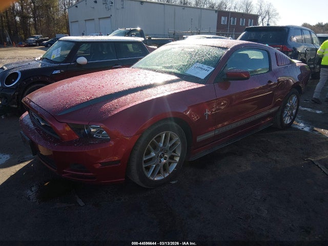 Продаж на аукціоні авто 2014 Ford Mustang V6 Premium, vin: 1ZVBP8AMXE5221486, номер лоту: 44596644