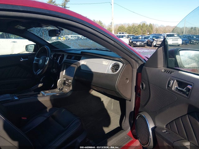 Продаж на аукціоні авто 2014 Ford Mustang V6 Premium, vin: 1ZVBP8AMXE5221486, номер лоту: 44596644