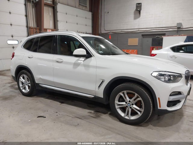 2021 BMW X3 5UXTY5C04M9F68642
