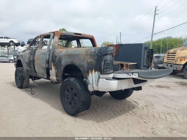 Продажа на аукционе авто 2018 Ram 2500 Laramie  4x4 6'4 Box, vin: 3C6UR5FL3JG133765, номер лота: 44596677
