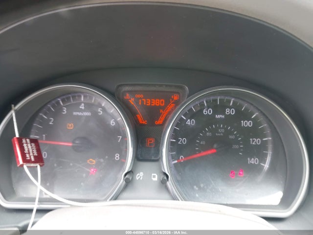 3N1CN7AP3EL805295 Nissan Versa 1.6 Sv