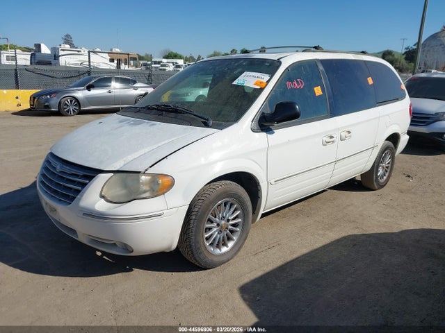 2005 CHRYSLER TOWN & COUNTRY 2C4GP64L85R132177 Photo 1