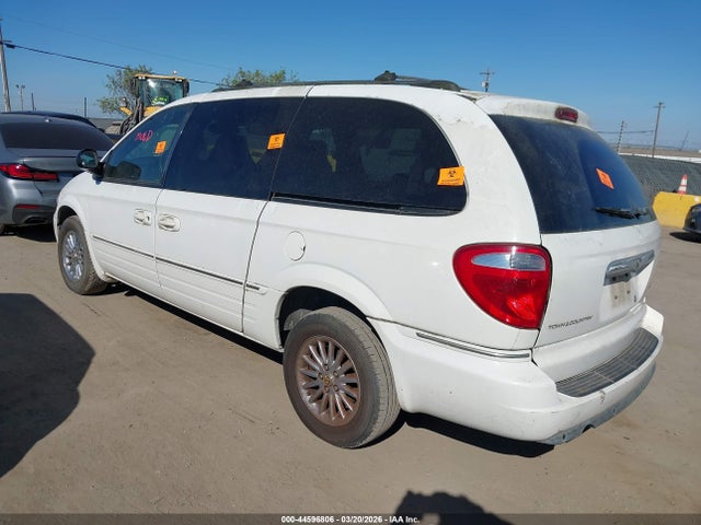 2005 CHRYSLER TOWN & COUNTRY 2C4GP64L85R132177 Photo 2