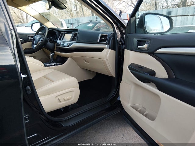 5TDJZRFH8KS586572 Toyota Highlander Xle