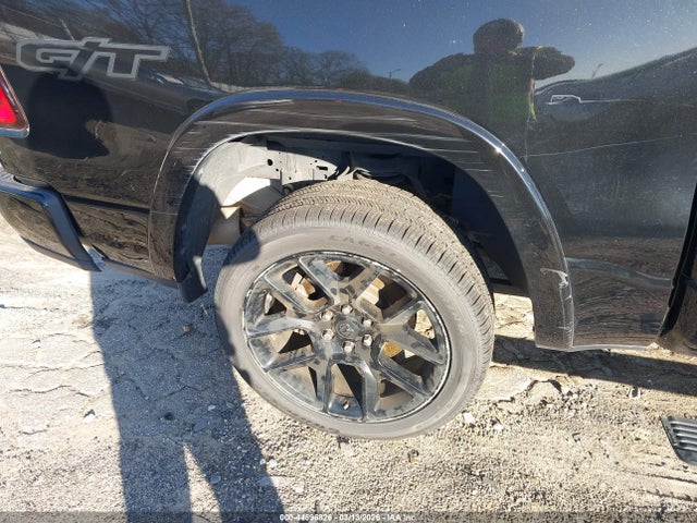44596826 :رقم المزاد ، 1C6RREJTXNN100997 vin ، 2022 Ram 1500 Laramie  4x2 5'7 Box مزاد بيع