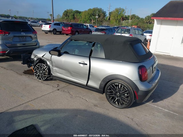 2025 MINI CONVERTIBLE WMW23GX06S2X28165 Photo 2