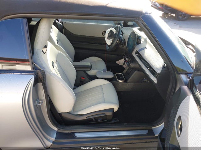 2025 MINI CONVERTIBLE WMW23GX06S2X28165 Photo 4