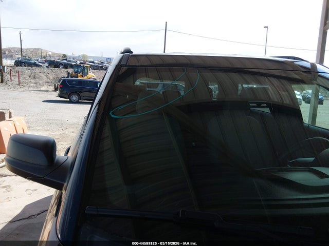 1FM5K8B85HGD23976 Ford Explorer