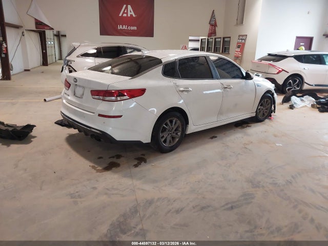 2020 Kia Optima Lx/s/se მანქანა იყიდება აუქციონზე, vin: 5XXGT4L31LG398163, აუქციონის ნომერი: 44597132