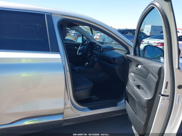2019 HYUNDAI SANTA FE 5NMS23AD1KH102366 Photo 4