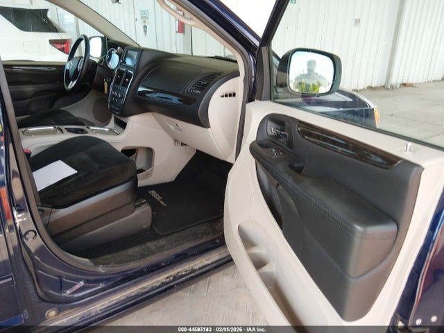 2016 Dodge Grand Caravan Sxt მანქანა იყიდება აუქციონზე, vin: 2C4RDGCG4GR114824, აუქციონის ნომერი: 44597143