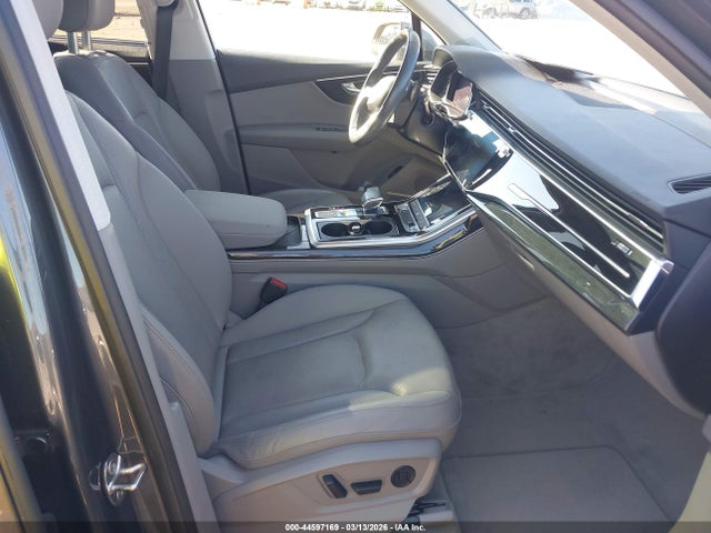 2020 Audi Q7 Premium Plus 45 Tfsi Quattro Tiptronic მანქანა იყიდება აუქციონზე, vin: WA1LJAF70LD007459, აუქციონის ნომერი: 44597169