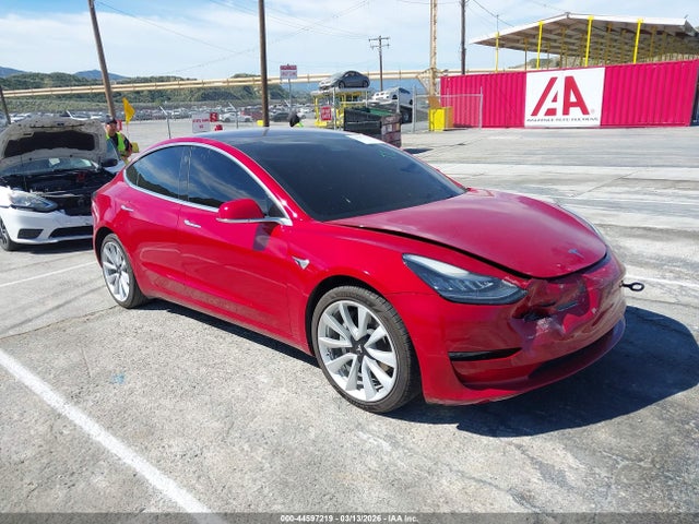 2019 Tesla Model 3 Long Range/mid Range/standard Range/standard Range Plus მანქანა იყიდება აუქციონზე, vin: 5YJ3E1EA5KF301129, აუქციონის ნომერი: 44597219