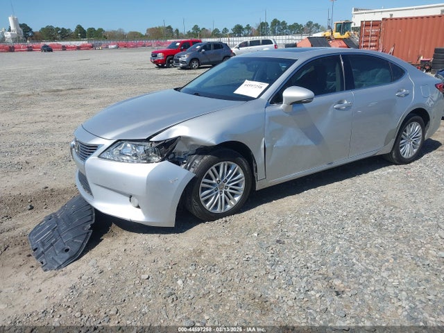 44597258 :رقم المزاد ، JTHBK1GG0D2076189 vin ، 2013 Lexus Es 350 مزاد بيع