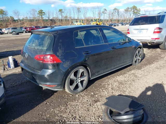 2015 Volkswagen Golf Gti 2.0t Se 4-door მანქანა იყიდება აუქციონზე, vin: 3VW4T7AU8FM040431, აუქციონის ნომერი: 44597292