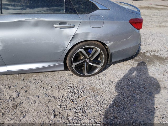 Продажа на аукционе авто 2022 Honda Accord Sport, vin: 1HGCV1F35NA082042, номер лота: 44597315