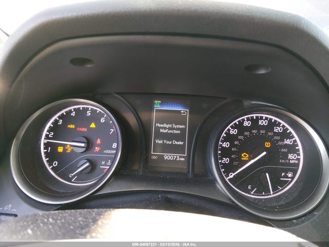 44597331 :رقم المزاد ، 4T1G11AK1MU521997 vin ، 2021 Toyota Camry Se مزاد بيع