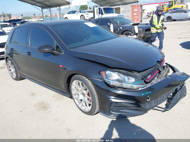 2018 VOLKSWAGEN GOLF GTI 3VW547AU6JM297176