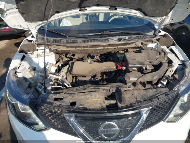 JN1BJ1CP1JW194561 Nissan Rogue Sport Sv