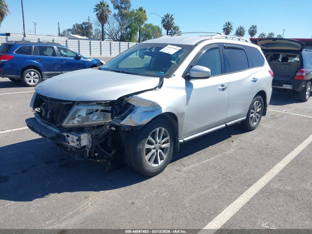 Nissan Pathfinder Sv 2015 5N1AR2MM2FC635047 Image 2