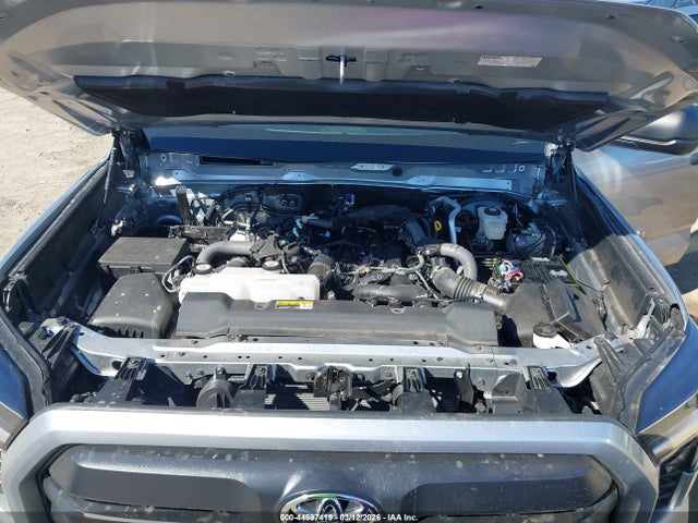 Toyota Tundra Sr5 2025 5TFLA5DB8SX265360 Image 10
