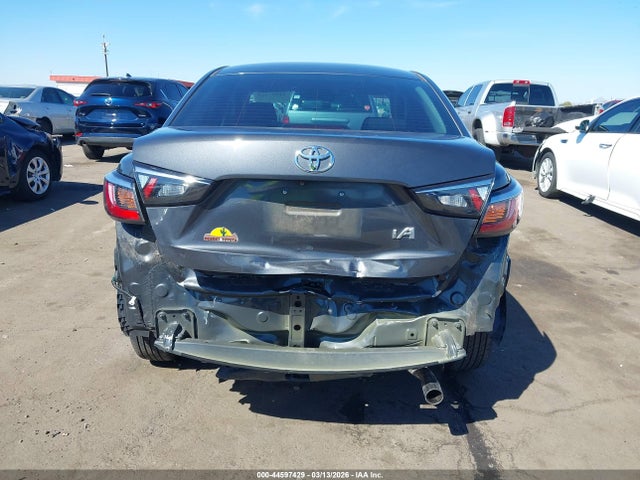 3MYDLBYV4HY177125 Toyota YARIS IA