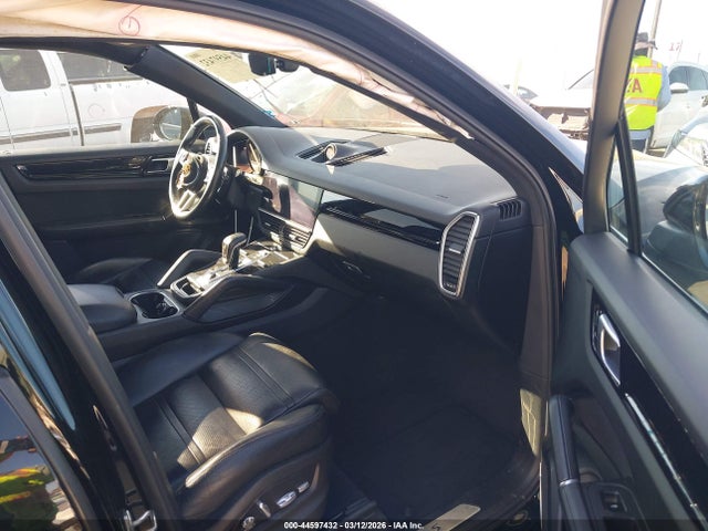 Porsche CAYENNE S 2019 WP1AB2AY8KDA61315 Image 5