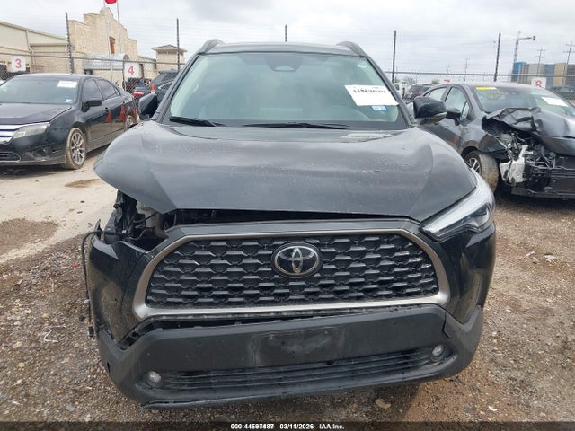 Toyota Corolla Cross Xle 2024 7MUEAAAG5RV075331 Image 12