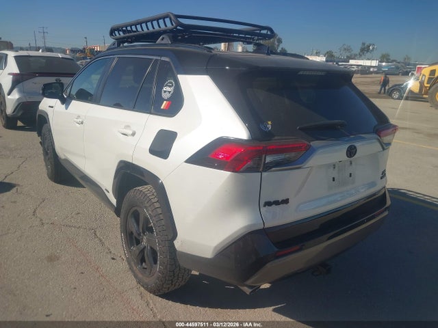 2020 TOYOTA RAV4 HYBRID JTME6RFV8LD502456 Photo 2
