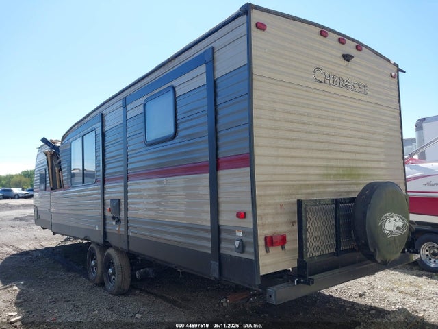 44597519 :رقم المزاد ، 4X4TCKF22KX135624 vin ، 2019 Forest River Cherokee مزاد بيع