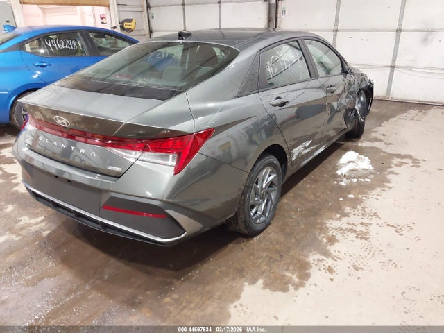 44597534 :رقم المزاد ، KMHLM4DJ8SU153650 vin ، 2025 Hyundai Elantra Hybrid Blue مزاد بيع
