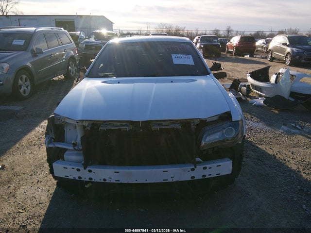 2022 Chrysler 300 S მანქანა იყიდება აუქციონზე, vin: 2C3CCABT6NH154608, აუქციონის ნომერი: 44597541