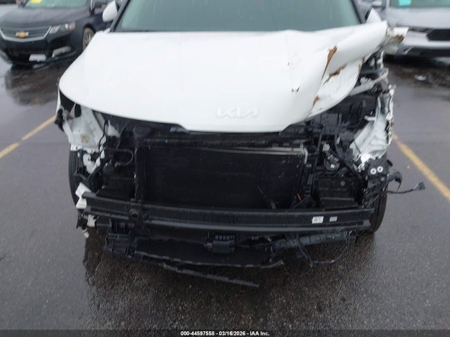 2025 Kia Carnival Mpv Lxs მანქანა იყიდება აუქციონზე, vin: KNDNB5K36S6458517, აუქციონის ნომერი: 44597558