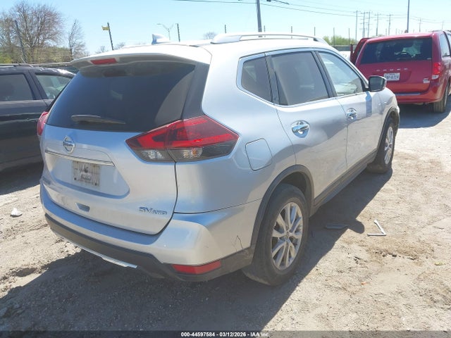 44597584 :رقم المزاد ، KNMAT2MVXJP581836 vin ، 2018 Nissan Rogue Sv مزاد بيع