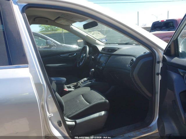 44597584 :رقم المزاد ، KNMAT2MVXJP581836 vin ، 2018 Nissan Rogue Sv مزاد بيع