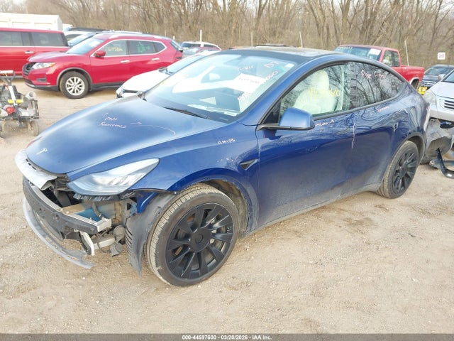 2021 TESLA MODEL Y 5YJYGAEE6MF212269 Photo 1
