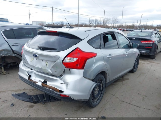 2012 Ford Focus Se მანქანა იყიდება აუქციონზე, vin: 1FAHP3K24CL337696, აუქციონის ნომერი: 44597606