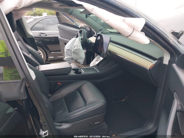 2022 TESLA MODEL Y 7SAYGDEF9NF378591 Photo 4