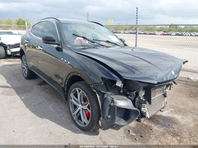 2019 MASERATI LEVANTE ZN661YUS9KX315602
