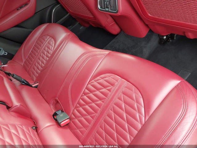 2019 MASERATI LEVANTE ZN661YUS9KX315602 Photo 7