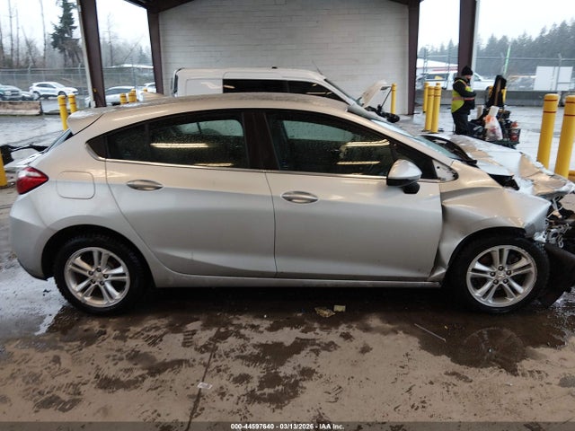 Chevrolet Cruze Lt Auto 2018 3G1BE6SMXJS651832 Image 12
