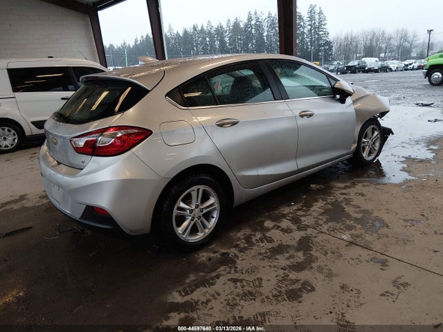 Chevrolet Cruze Lt Auto 2018 3G1BE6SMXJS651832 Image 4