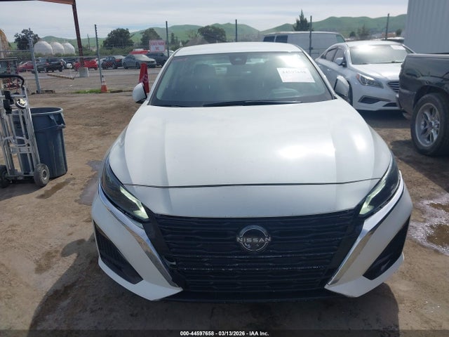 1N4BL4DV2PN416230 Nissan Altima Sv Fwd